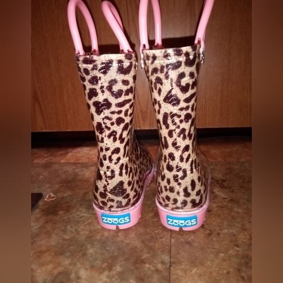 Kids Cheetah print rain boots - Picture 1 of 3